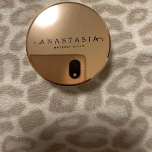 Anastasia Beverly Hills Brow Freeze